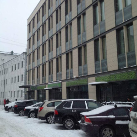 В Атмосфера Парк находится управляющая компания БЦ Атмосфера Динамичный бизнес центр Атмосфера снять офис Романюк Алексей аренда офиса Новослободская и Менделеевская